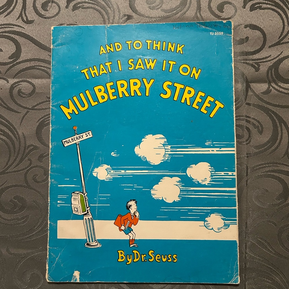 1965 RARE PAPERBACK And to think I saw it on Mulberry Street